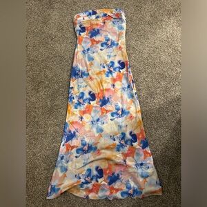 Colorful summer strapless maxi dress